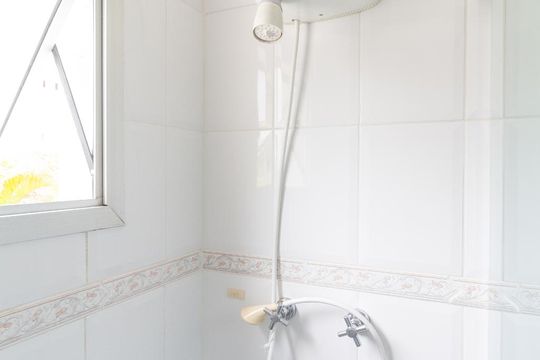 Banheiro da Suíte de apartamento para alugar com 3 quartos, 95m² em Vila Sofia, São Paulo