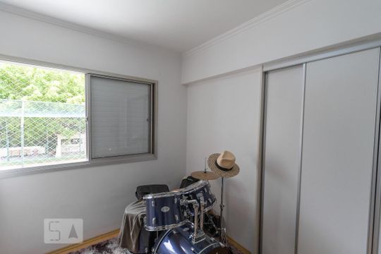 Quarto 1 de apartamento para alugar com 3 quartos, 95m² em Vila Sofia, São Paulo