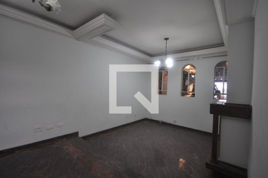 Sala de casa à venda com 4 quartos, 200m² em Jardim Brasil (zona Norte), São Paulo