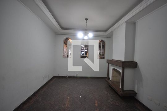 Sala de casa à venda com 4 quartos, 200m² em Jardim Brasil (zona Norte), São Paulo