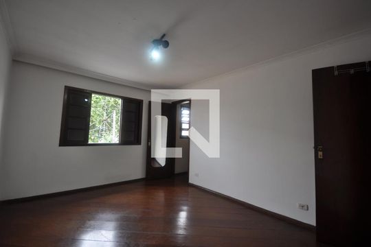 Suíte 1 de casa à venda com 4 quartos, 200m² em Jardim Brasil (zona Norte), São Paulo