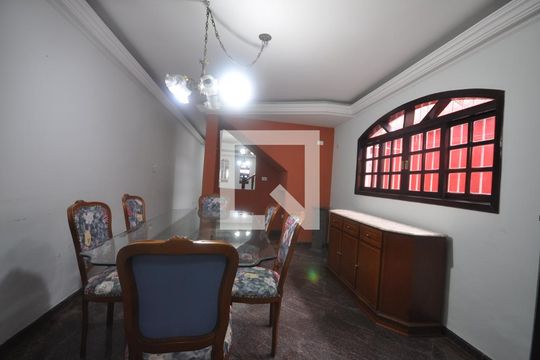 Sala de Jantar de casa à venda com 4 quartos, 200m² em Jardim Brasil (zona Norte), São Paulo