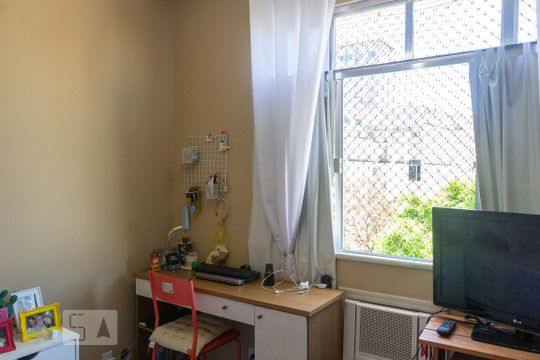Quarto de apartamento à venda com 2 quartos, 55m² em Tijuca, Rio de Janeiro