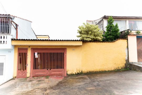 Fachada de casa à venda com 4 quartos, 166m² em Jardim Três Marias, São Paulo