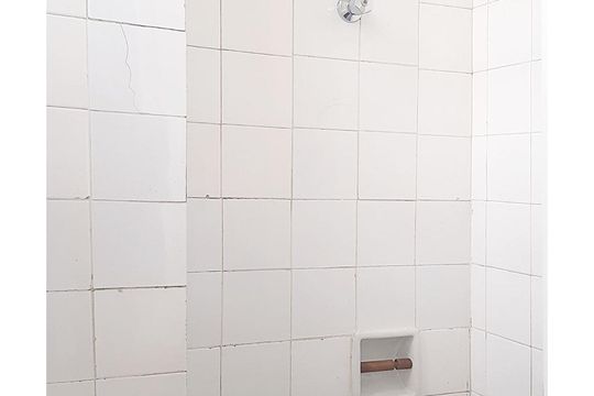 Área de Serviço - Banheiro de apartamento para alugar com 2 quartos, 100m² em Pinheiros, São Paulo