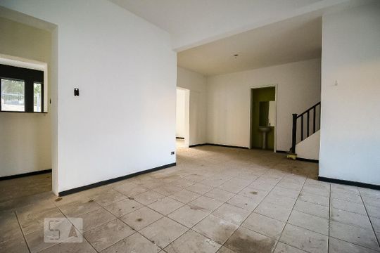 Casa para alugar com 3 quartos, 260m² em Santo Amaro, São Paulo