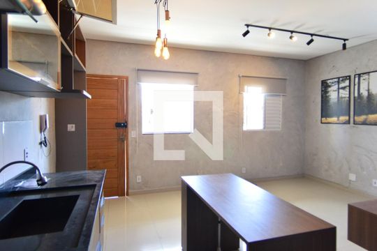 Sala-cozinha de apartamento para alugar com 1 quarto, 41m² em Belenzinho, São Paulo