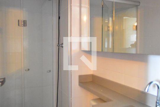 Banheiro de apartamento para alugar com 1 quarto, 41m² em Belenzinho, São Paulo
