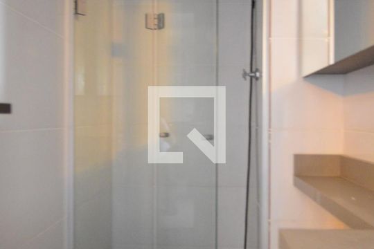 Banheiro de apartamento para alugar com 1 quarto, 41m² em Belenzinho, São Paulo
