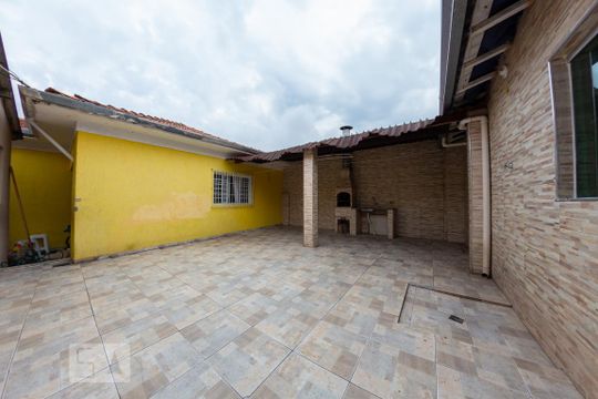 Quintal de casa para alugar com 2 quartos, 90m² em Parque São Luís, São Paulo