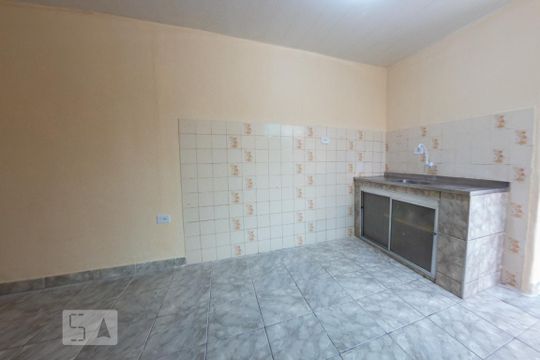 Cozinha de casa para alugar com 2 quartos, 90m² em Parque São Luís, São Paulo