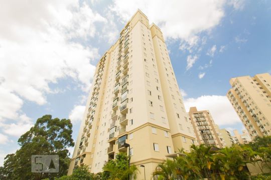 Fachada  de apartamento para alugar com 3 quartos, 62m² em Jardim Celeste, São Paulo