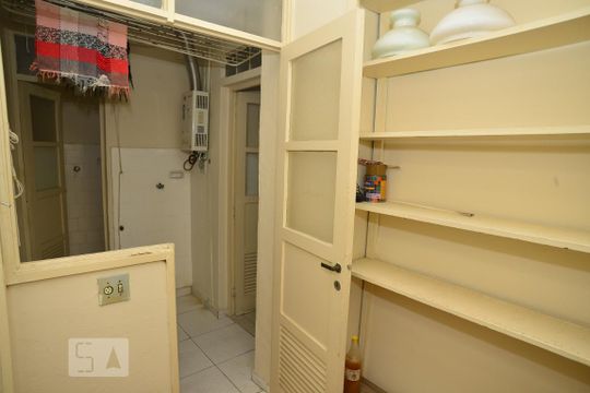 Quarto de serviço de apartamento para alugar com 3 quartos, 90m² em Flamengo, Rio de Janeiro
