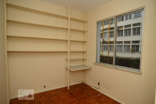 Quarto 1 de apartamento para alugar com 3 quartos, 90m² em Flamengo, Rio de Janeiro