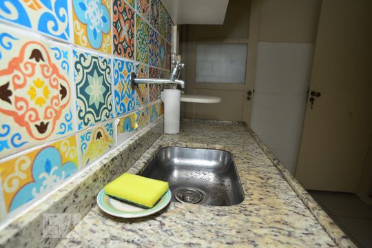 Cozinha de apartamento para alugar com 3 quartos, 90m² em Flamengo, Rio de Janeiro