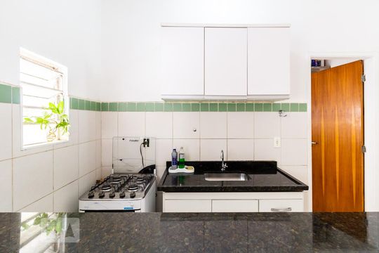 Cozinha de apartamento para alugar com 1 quarto, 32m² em Campos Elíseos, São Paulo