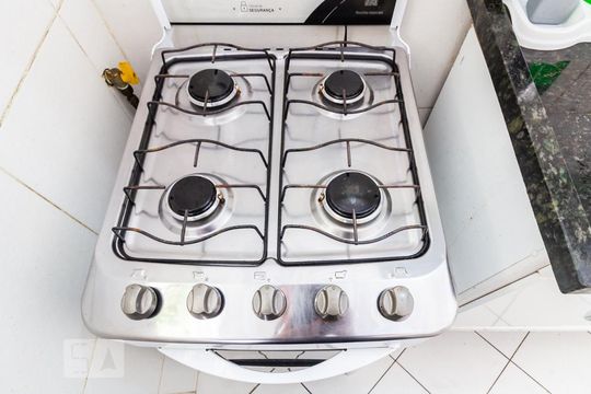 Cozinha de apartamento para alugar com 1 quarto, 32m² em Campos Elíseos, São Paulo