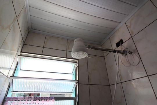 Banheiro de casa à venda com 2 quartos, 400m² em São José, São Caetano do Sul