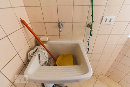 Área de Serviço de apartamento à venda com 3 quartos, 67m² em Jardim Oriental, São Paulo
