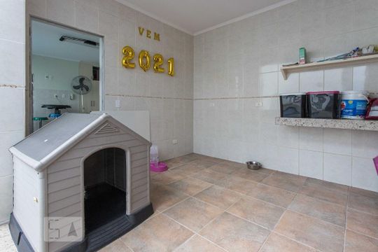 Área comum de casa à venda com 4 quartos, 320m² em Vila Lúcia, São Paulo