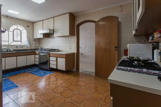 Cozinha de casa à venda com 4 quartos, 320m² em Vila Lúcia, São Paulo