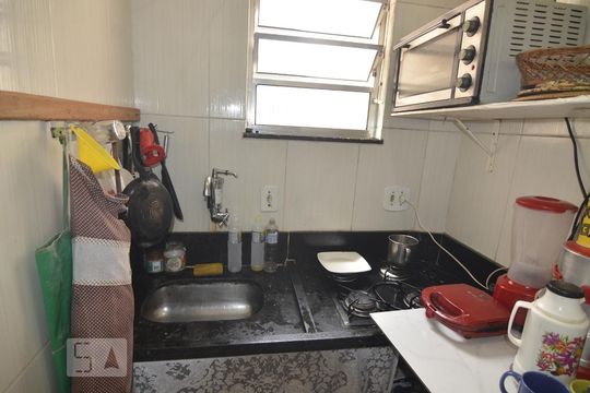 Cozinha de apartamento para alugar com 1 quarto, 54m² em Centro, Rio de Janeiro