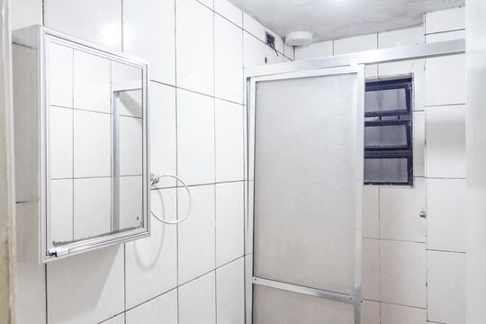 Banheiro Social de casa à venda com 2 quartos, 100m² em Planalto Paulista, São Paulo
