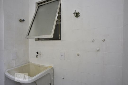 Área de Serviço de apartamento para alugar com 2 quartos, 65m² em Pechincha, Rio de Janeiro