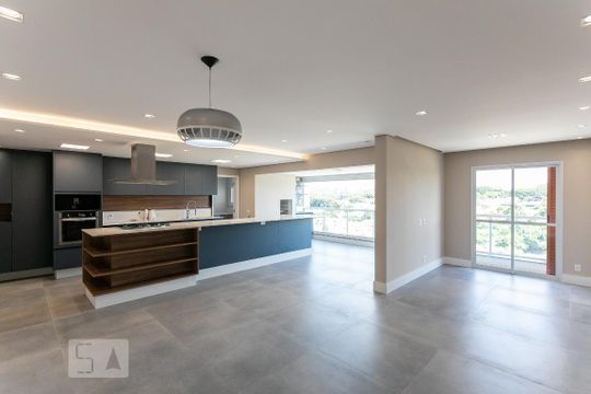 Apartamento para alugar com 3 quartos, 157m² em Vila Anastácio, São Paulo
