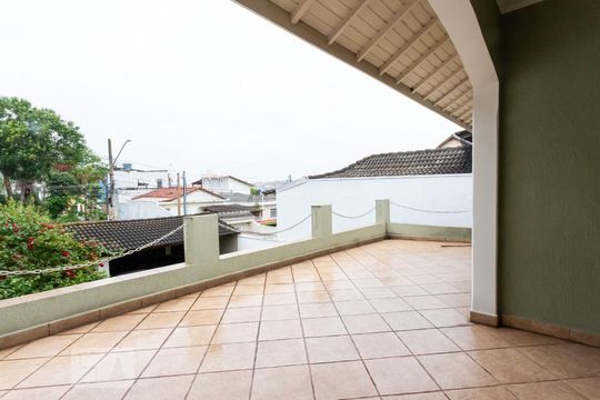 Varanda de casa à venda com 4 quartos, 420m² em Jaguaribe, Osasco