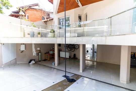 Garagem de casa para alugar com 3 quartos, 700m² em Barro Branco (zona Norte), São Paulo