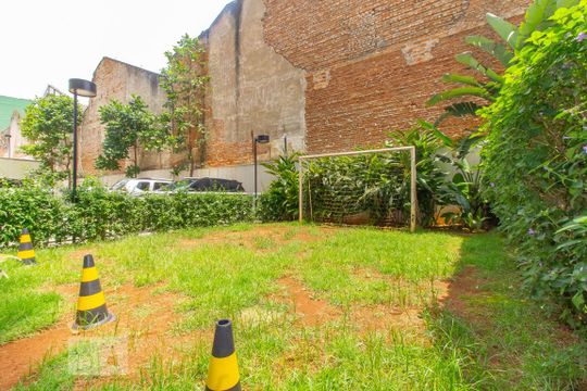 Área comum - Campo gramado de apartamento para alugar com 2 quartos, 49m² em Belém, São Paulo