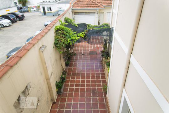 Vista Quarto 3 de casa à venda com 3 quartos, 180m² em Vila Moinho Velho, São Paulo