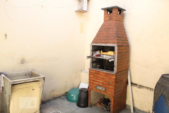 Área de Serviço de casa para alugar com 1 quarto, 25m² em Jardim das Flores, Osasco