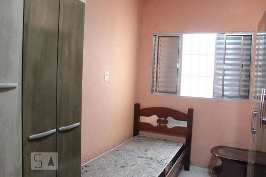 Casa para alugar com 1 quarto, 25m² em Jardim das Flores, Osasco