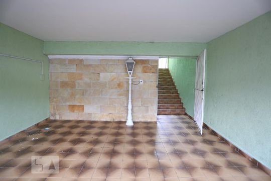 Garagem de casa para alugar com 3 quartos, 238m² em Umuarama, Osasco