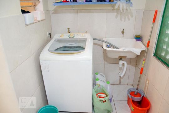 Lavanderia de casa à venda com 4 quartos, 152m² em Vila Nova Mazzei, São Paulo
