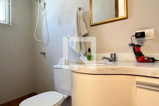 Lavabo  de casa à venda com 3 quartos, 110m² em Vila da Saúde, São Paulo