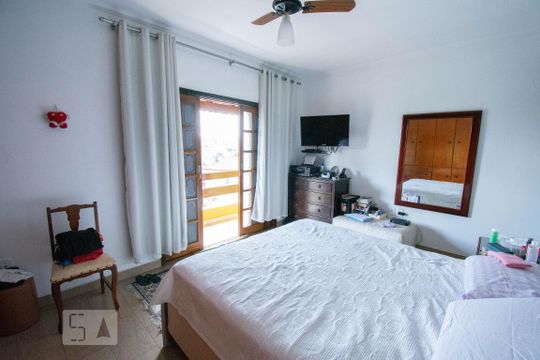 Quarto de casa à venda com 3 quartos, 375m² em Parque Alves de Lima, São Paulo