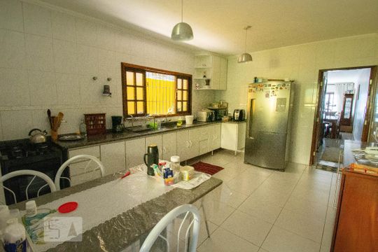 Cozinha de casa à venda com 3 quartos, 375m² em Parque Alves de Lima, São Paulo