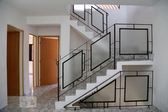 Sala 2 de casa para alugar com 5 quartos, 400m² em Parque Monte Alegre, Taboão da Serra
