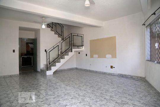 Casa para alugar com 5 quartos, 400m² em Parque Monte Alegre, Taboão da Serra