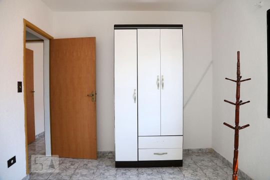Quarto 1 de casa para alugar com 5 quartos, 400m² em Parque Monte Alegre, Taboão da Serra