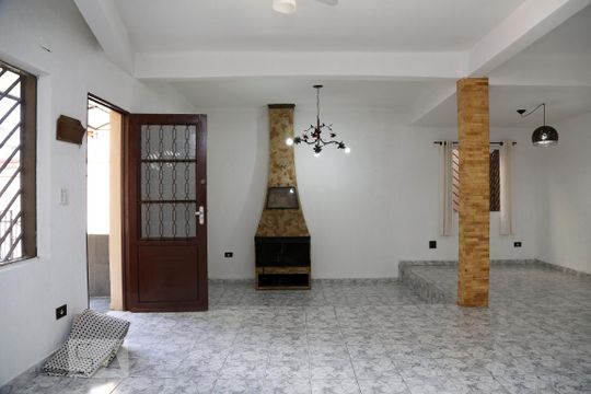 Sala 1 de casa para alugar com 5 quartos, 400m² em Parque Monte Alegre, Taboão da Serra