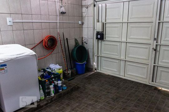 Garagem e Área de Serviço de casa à venda com 2 quartos, 100m² em Chácara Santo Antônio (zona Sul), São Paulo