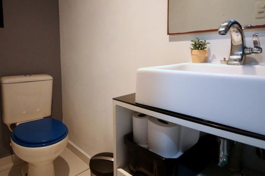 Banheiro de apartamento à venda com 2 quartos, 118m² em Vila Cordeiro, São Paulo