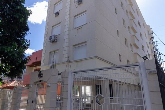 Fachada de apartamento para alugar com 1 quarto, 41m² em Auxiliadora, Porto Alegre