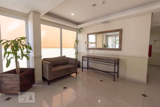 Hall de Entrada de apartamento para alugar com 1 quarto, 41m² em Auxiliadora, Porto Alegre