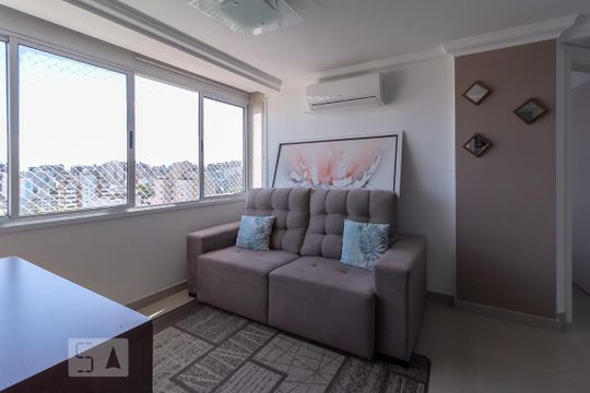 Sala de apartamento para alugar com 1 quarto, 41m² em Auxiliadora, Porto Alegre