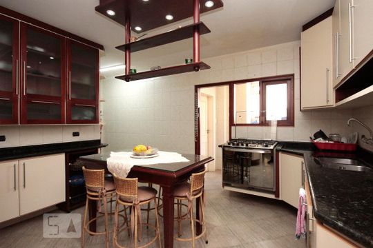 Cozinha de apartamento à venda com 3 quartos, 200m² em Bela Vista, São Paulo